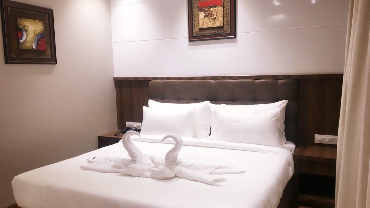 Hotel City Crown Mandsaur Exterior photo